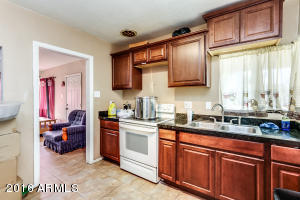 1825 E Oak St, Phoenix, AZ 85006 photo 8