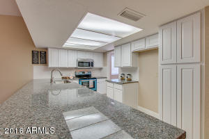 6521 W Camelback Rd, Phoenix, AZ 85033 photo 20