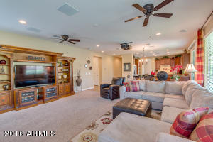 2463 Eleana Ln, Gilbert, AZ 85298 photo 13