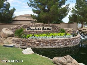 527 E Rainbow Dr, Chandler, AZ 85249 photo 2