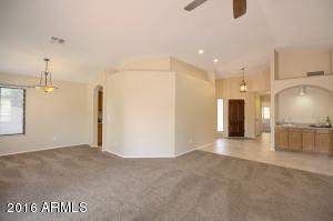 246 E Stonebridge Dr, Gilbert, AZ 85234 photo 8