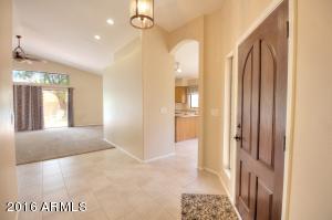 246 E Stonebridge Dr, Gilbert, AZ 85234 photo 3