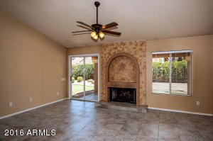 4020 E Rosemonte Dr, Phoenix, AZ 85050 photo 9