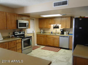 633 S Spur Cir, Mesa, AZ 85204 photo 2