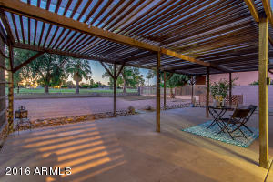 6852 E Florence Ln, Mesa, AZ 85208 photo 2