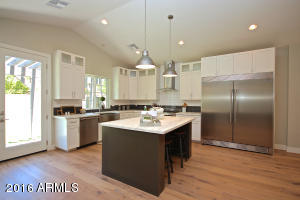 4024 E Clarendon Ave, Phoenix, AZ 85018 photo 6