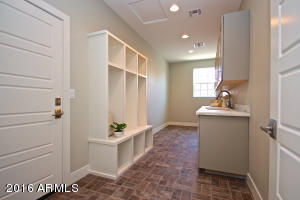4024 E Clarendon Ave, Phoenix, AZ 85018 photo 13