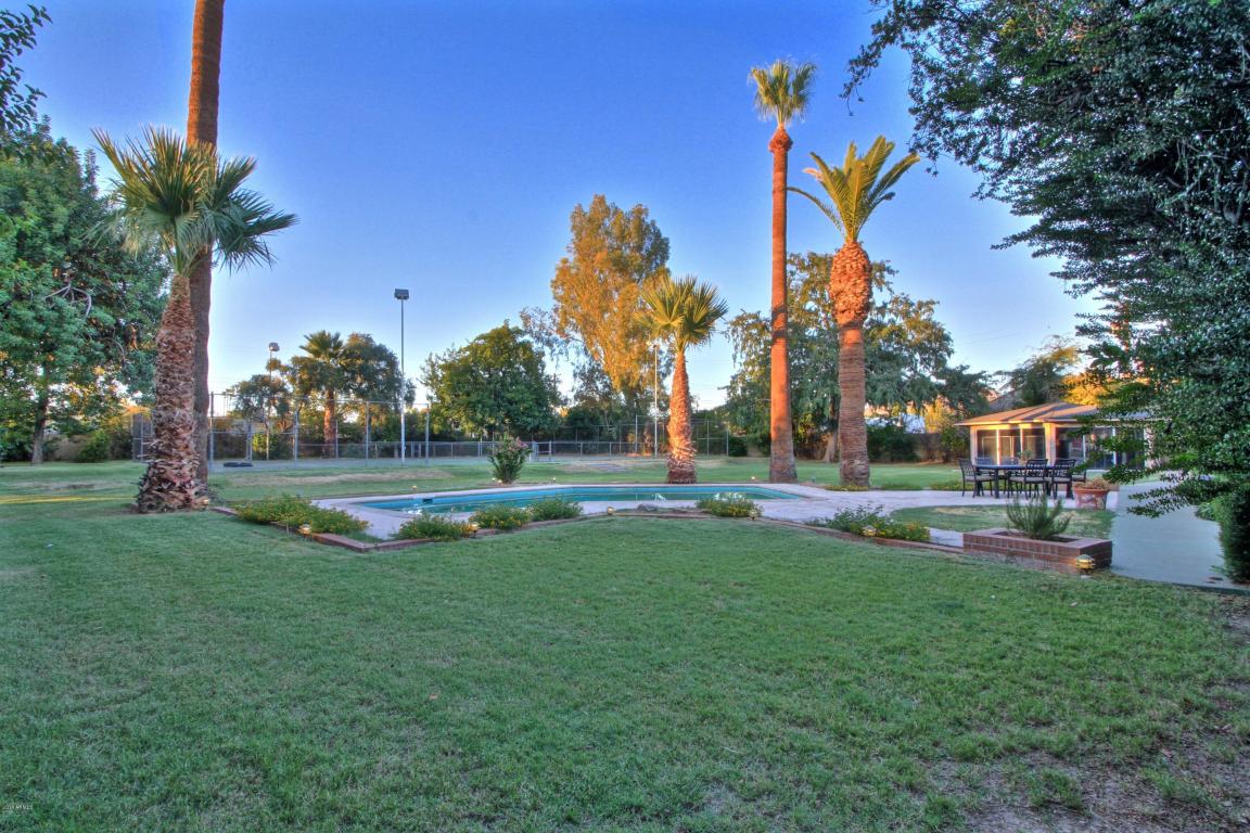 530 E Glenn Dr, Phoenix, AZ 85020 photo 17