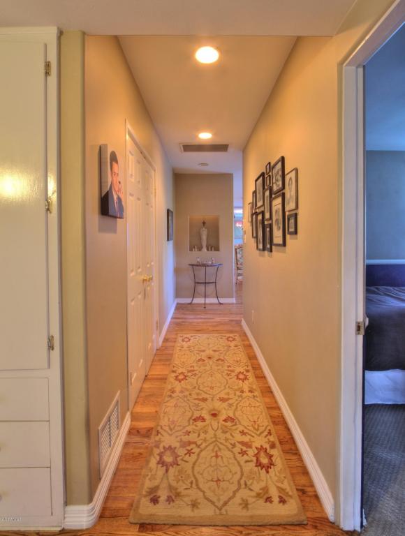 530 E Glenn Dr, Phoenix, AZ 85020 photo 31