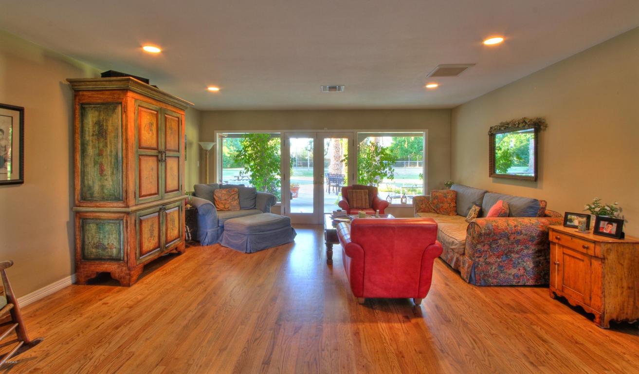 530 E Glenn Dr, Phoenix, AZ 85020 photo 12