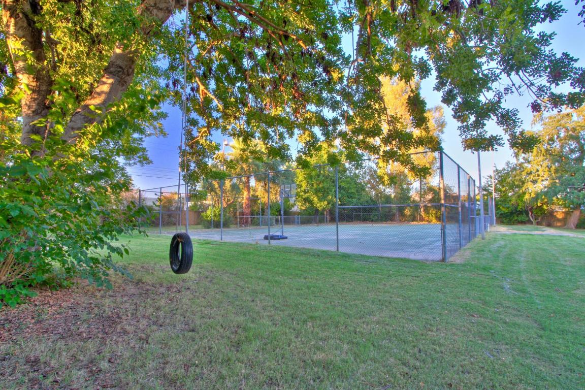 530 E Glenn Dr, Phoenix, AZ 85020 photo 9