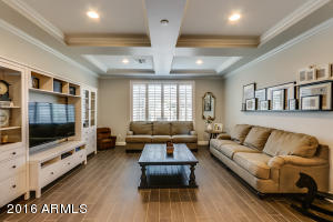 4146 E Comstock Dr, Gilbert, AZ 85296 photo 4
