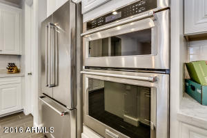 4146 E Comstock Dr, Gilbert, AZ 85296 photo 9