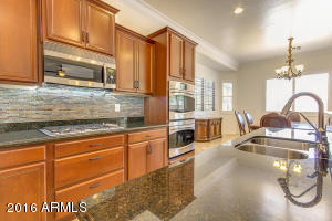 3040 E Kingbird Dr, Gilbert, AZ 85297 photo 7