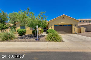 3040 E Kingbird Dr, Gilbert, AZ 85297 photo 1
