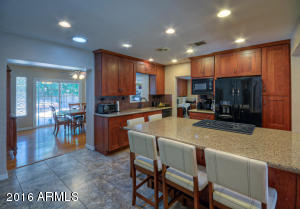 935 E Georgia Ave, Phoenix, AZ 85014 photo 5