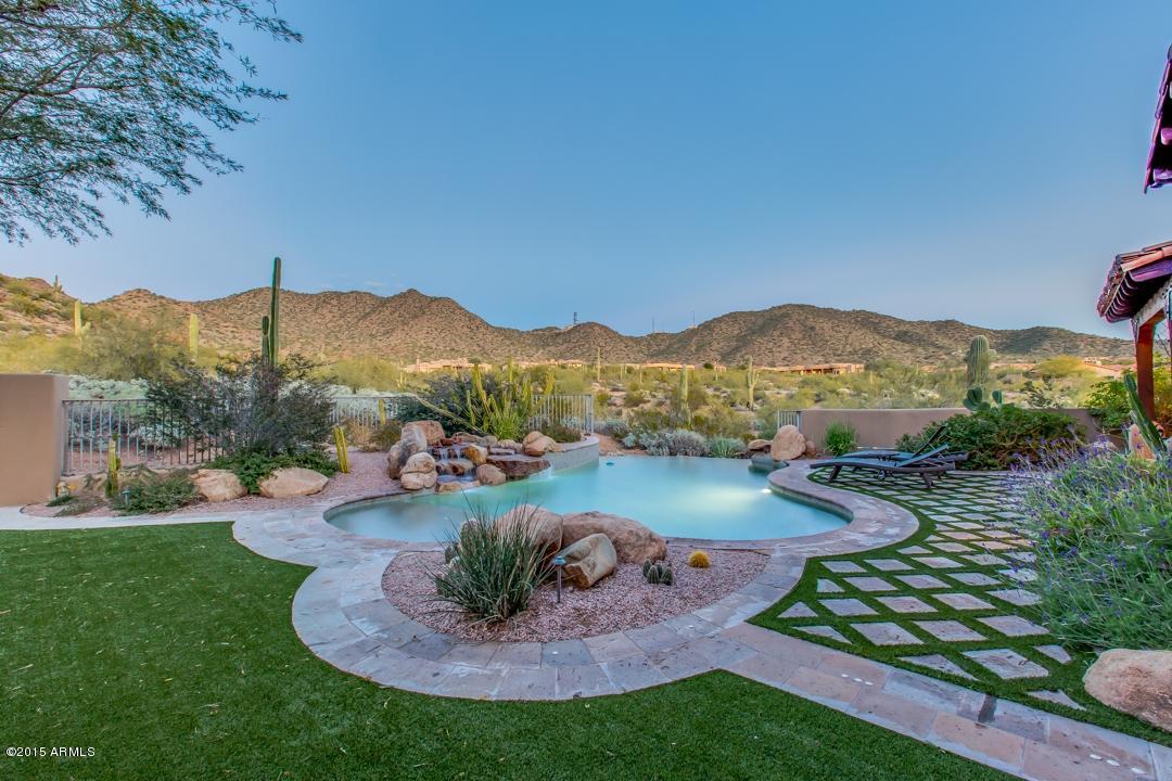 8048 E Copper Canyon Cir, Mesa, AZ 85207 photo 4