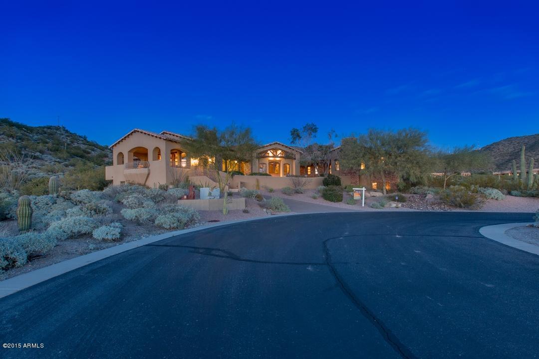 8048 E Copper Canyon Cir, Mesa, AZ 85207 photo 2