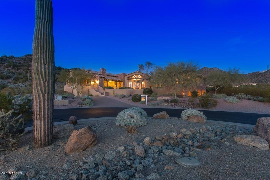 8048 E Copper Canyon Cir, Mesa, AZ 85207 photo 1