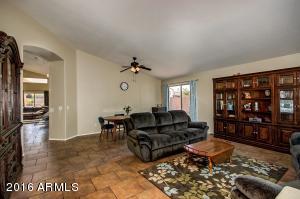 695 S Lanus Dr, Gilbert, AZ 85296 photo 9