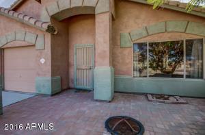 695 S Lanus Dr, Gilbert, AZ 85296 photo 4