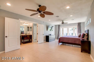 3039 E Turney Ave, Phoenix, AZ 85016 photo 2