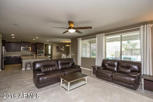 10653 E Vivid Ave, Mesa, AZ 85212 photo 5