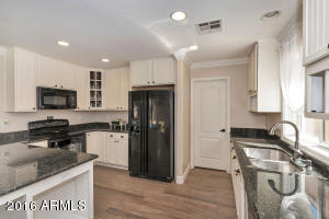2305 E Bowker St, Phoenix, AZ 85040 photo 4