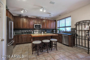 2920 Estrella Ct, Gilbert, AZ 85296 photo 5