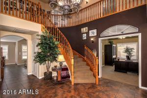 1005 E Constitution Dr, Gilbert, AZ 85296 photo 3