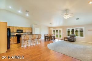 2555 E Arrowhead Trl, Gilbert, AZ 85297 photo 9