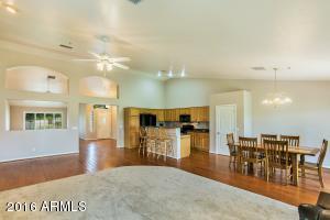 2555 E Arrowhead Trl, Gilbert, AZ 85297 photo 11