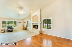 2555 E Arrowhead Trl, Gilbert, AZ 85297 photo 5