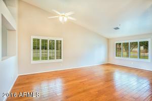 2555 E Arrowhead Trl, Gilbert, AZ 85297 photo 3