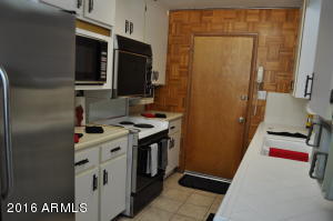 3329 E Monte Vista Rd, Phoenix, AZ 85008 photo 9