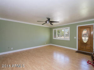 1233 Echo Ln, Phoenix, AZ 85020 photo 4