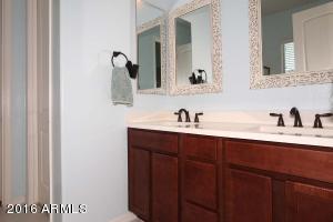 1559 E Hummingbird Way, Gilbert, AZ 85297 photo 16