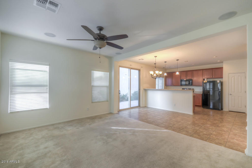 955 S Pheasant Dr, Gilbert, AZ 85296 photo 16