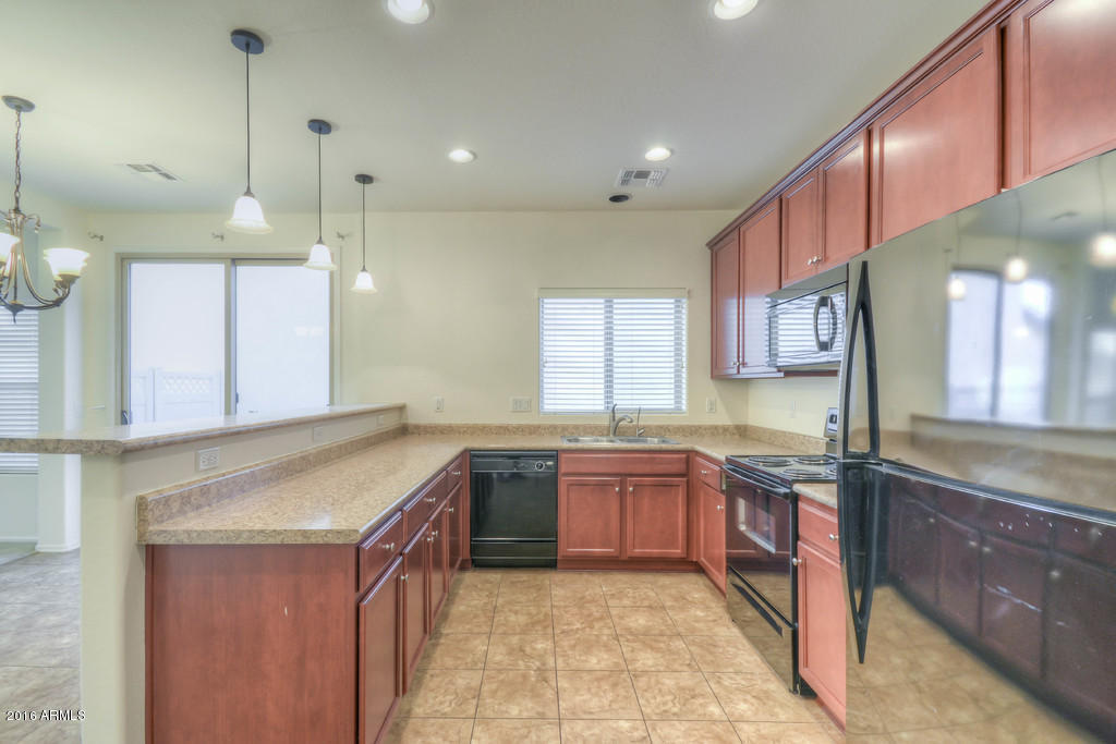 955 S Pheasant Dr, Gilbert, AZ 85296 photo 13