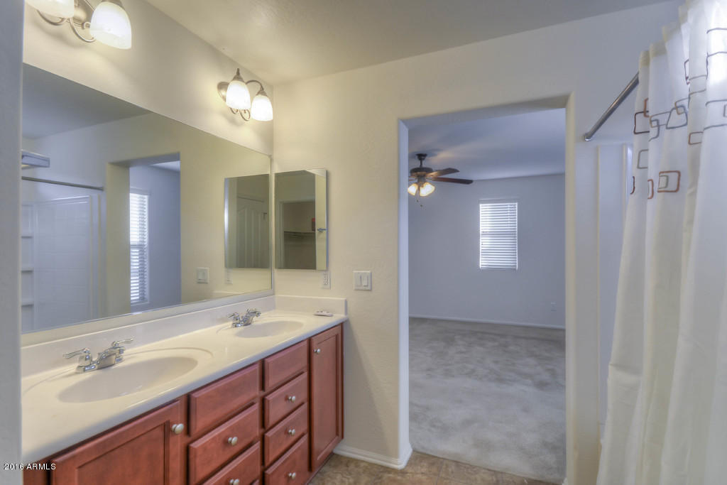 955 S Pheasant Dr, Gilbert, AZ 85296 photo 26