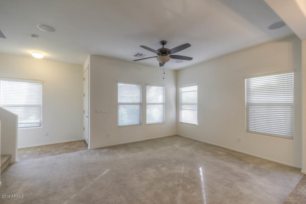 955 S Pheasant Dr, Gilbert, AZ 85296 photo 17