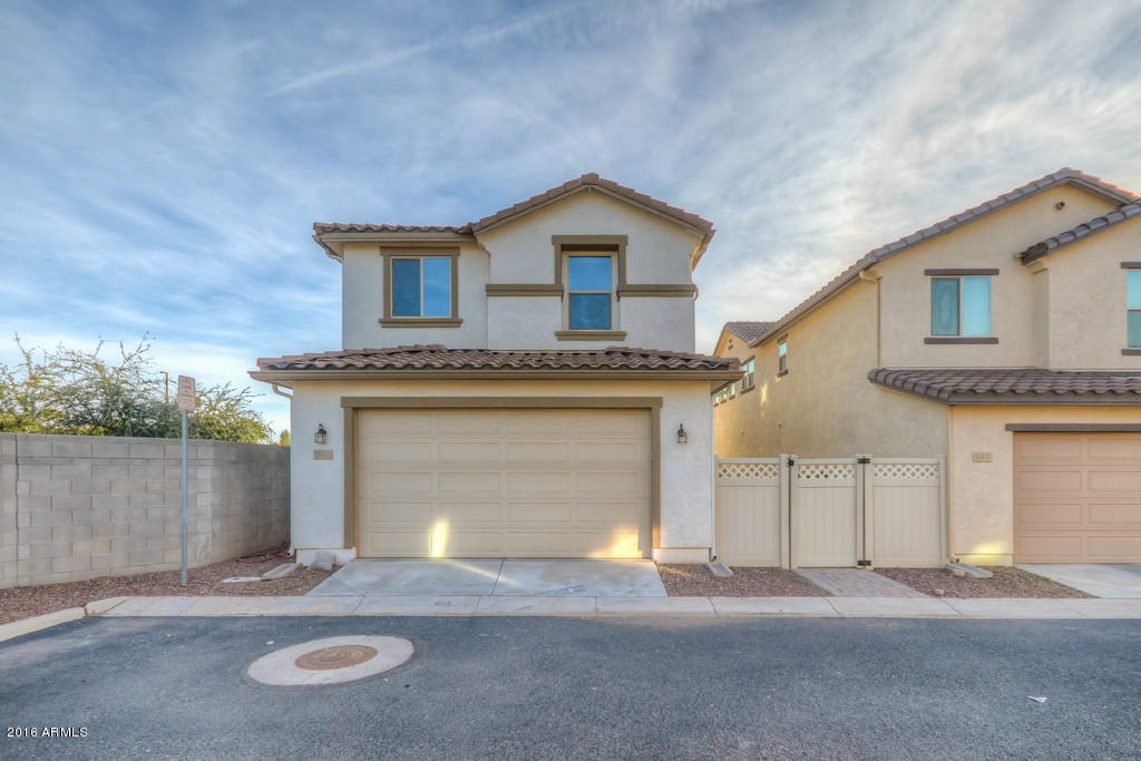 955 S Pheasant Dr, Gilbert, AZ 85296 photo 4