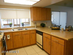 2128 E Beck Ln, Phoenix, AZ 85022 photo 7