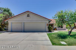 1301 E Sand Dollar Ct, Gilbert, AZ 85234 photo 1