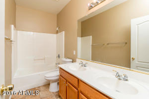 4068 E Aspen Way, Gilbert, AZ 85234 photo 17