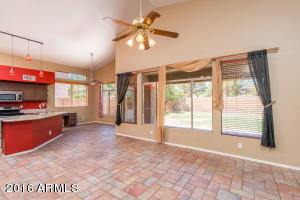 4068 E Aspen Way, Gilbert, AZ 85234 photo 4