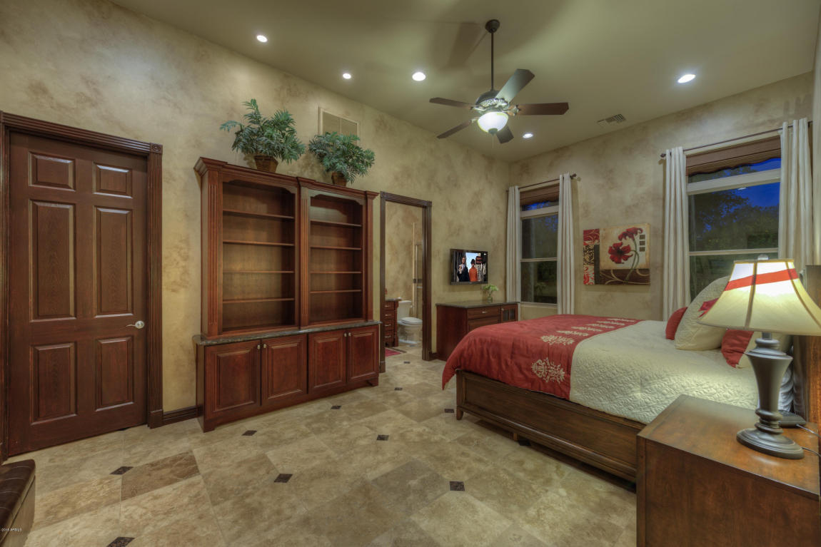 2885 E Robin Ct, Gilbert, AZ 85296 photo 47