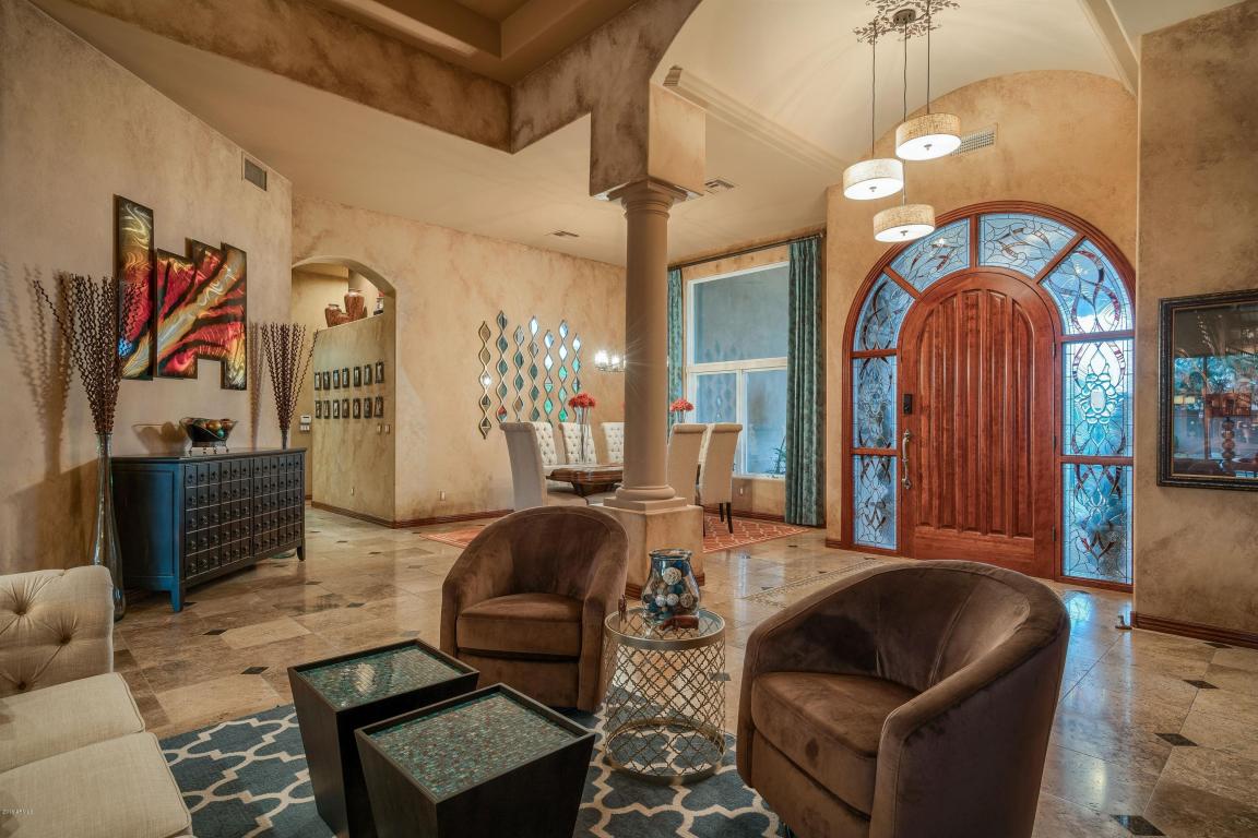 2885 E Robin Ct, Gilbert, AZ 85296 photo 4