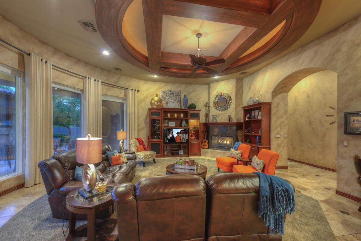2885 E Robin Ct, Gilbert, AZ 85296 photo 23