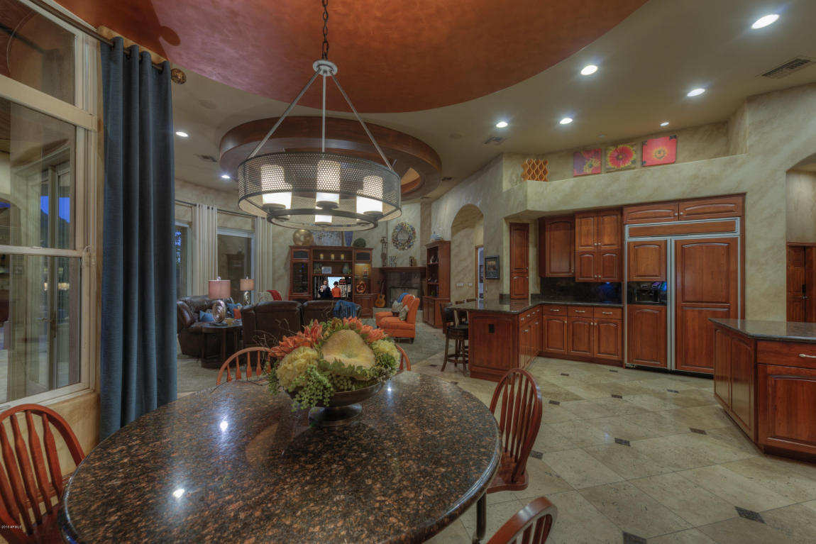 2885 E Robin Ct, Gilbert, AZ 85296 photo 20